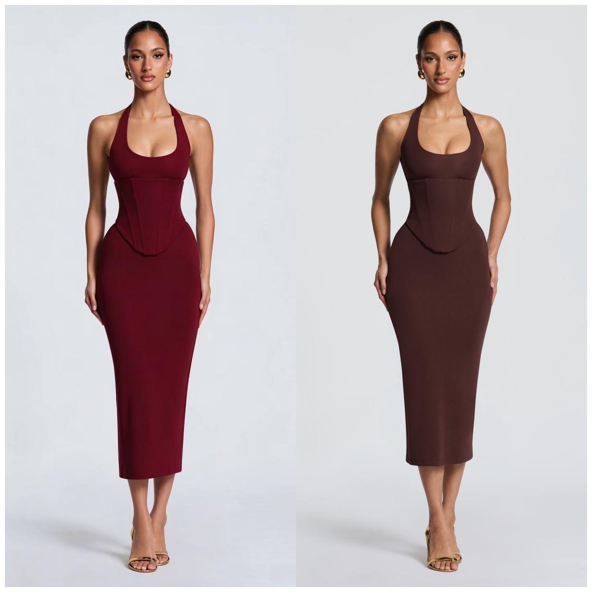 2026 European and American style new slimming long dress with a fitted waist and fishtail hem, solid color, minimalist, and featuring an U-shaped strapless design