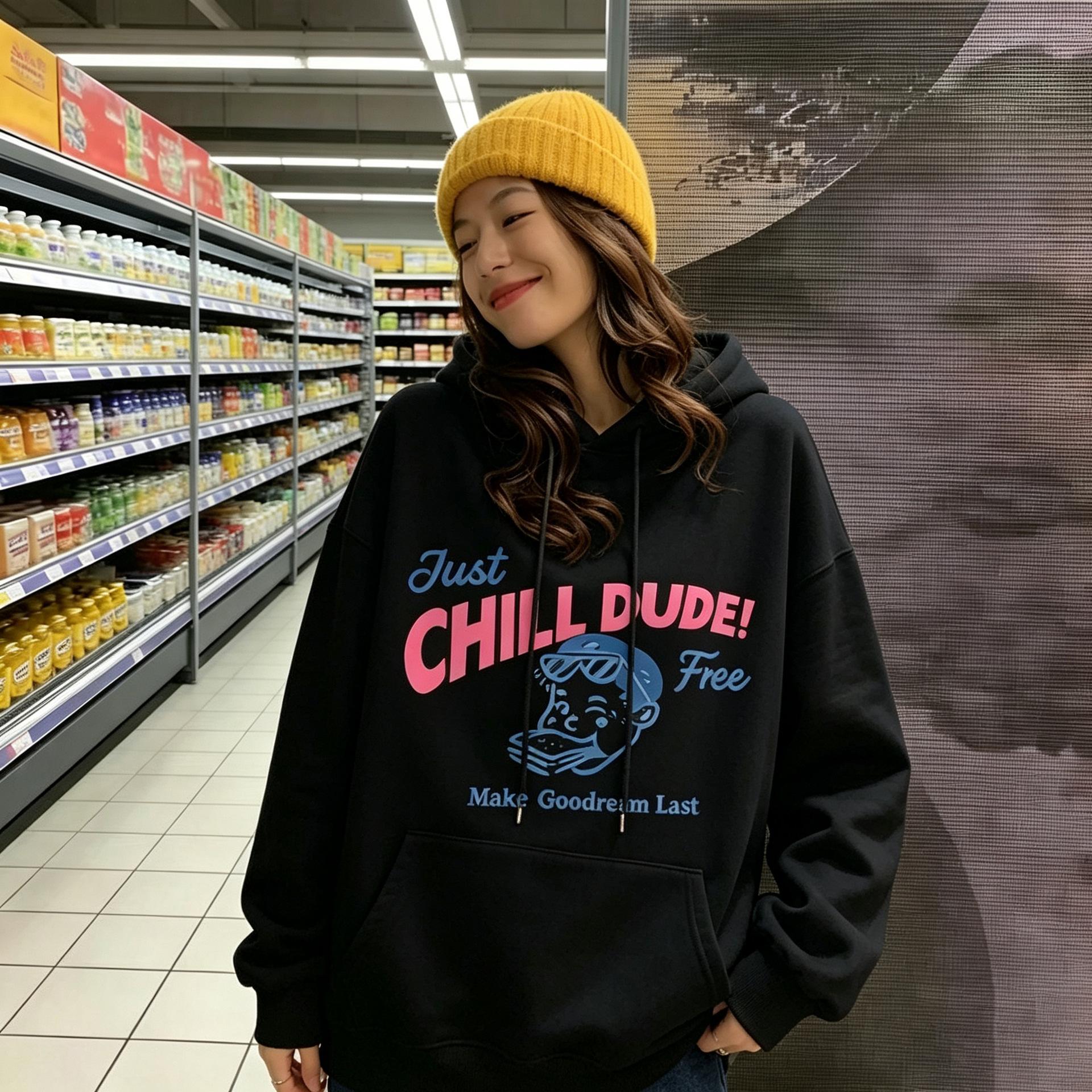Quirky Creative 2026 Autumn/Winter New Style Regular Shoulder Design Playful Age-Reducing Colorful Print Thickened Fleece Warm Sweatshirt for Women