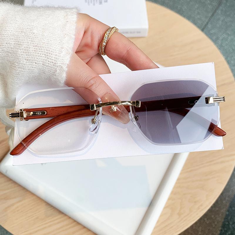 Cross-Border Fashion New Style Wood Grain Temple Photochromic Sunglasses European and American Square Trendy Sunglasses for Men and Women S25116