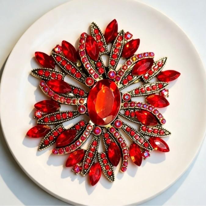 Luxurious and Elegant Colorful Crystal Brooch, Rhinestone Brooch, Clothing Accessory for Suits and Coats, In-Stock Brooch