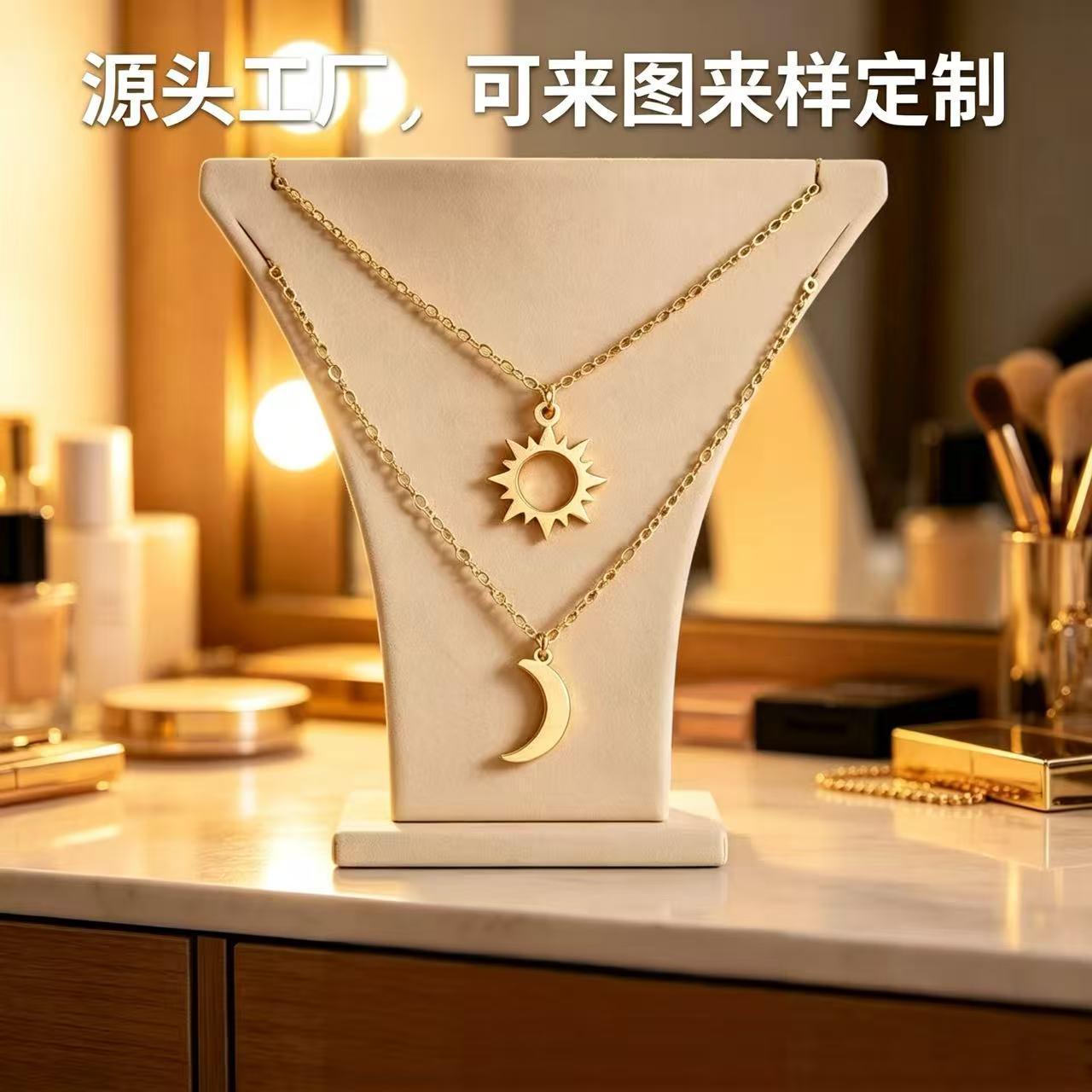 Cross-Border Titanium Steel Sun, Moon, and Stars Two-Piece Set Clavicle Chain Fashion Commuter Couple Necklace Source Factory Wholesale