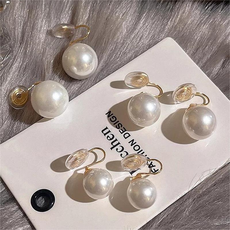 French Mosquito Coil Disc Pearl Ear Clip for Women Without Pierced Ears High-End Retro Earrings 925 Sterling Silver Small Light Bulb Ear Bone Clip