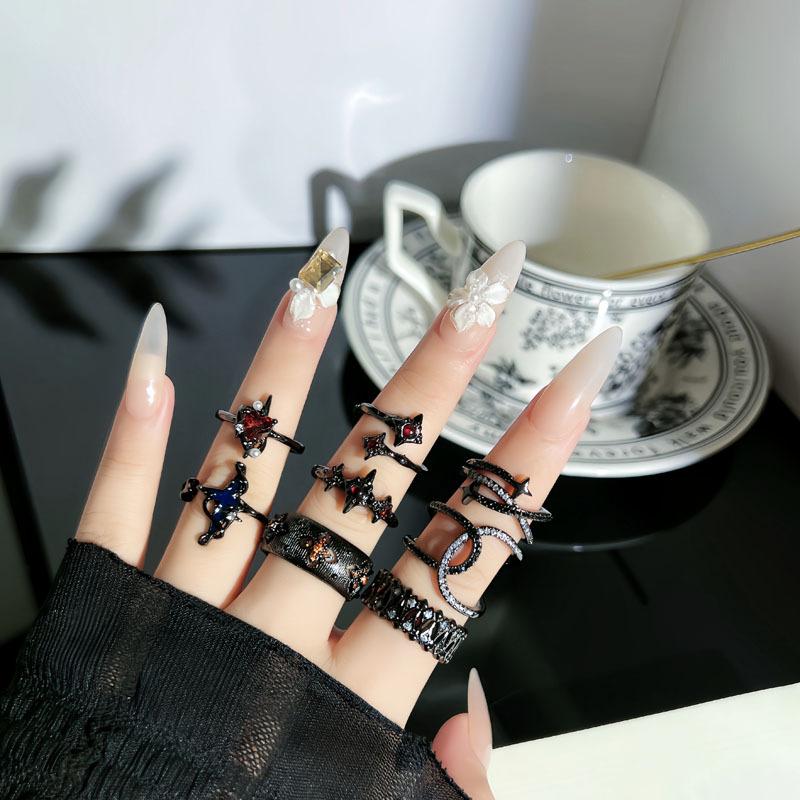 Trendy gothic style dark starburst cross ring, unisex, niche, stackable, Asian style, hot girl accessory