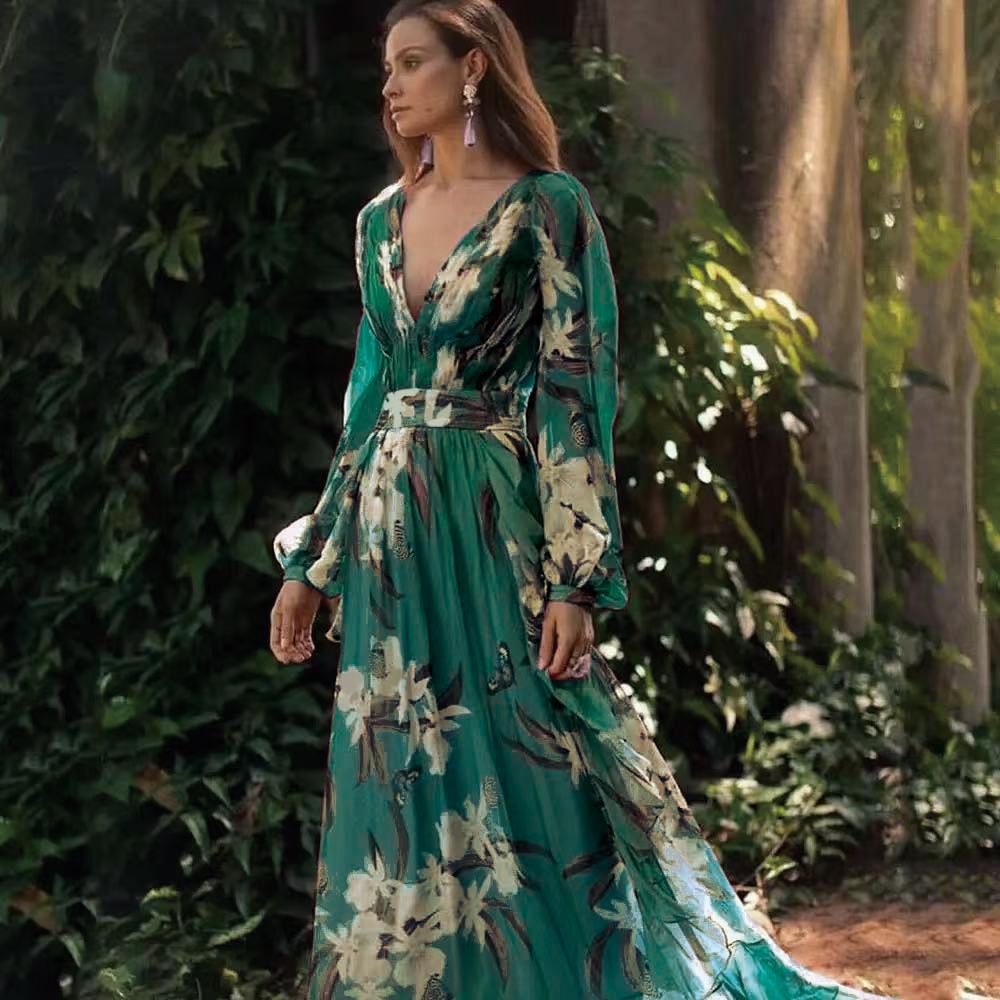 In the winter of 2025, the new European and American foreign trade women's clothing Amazon V-neck long sleeve four-sided bullet printing dress