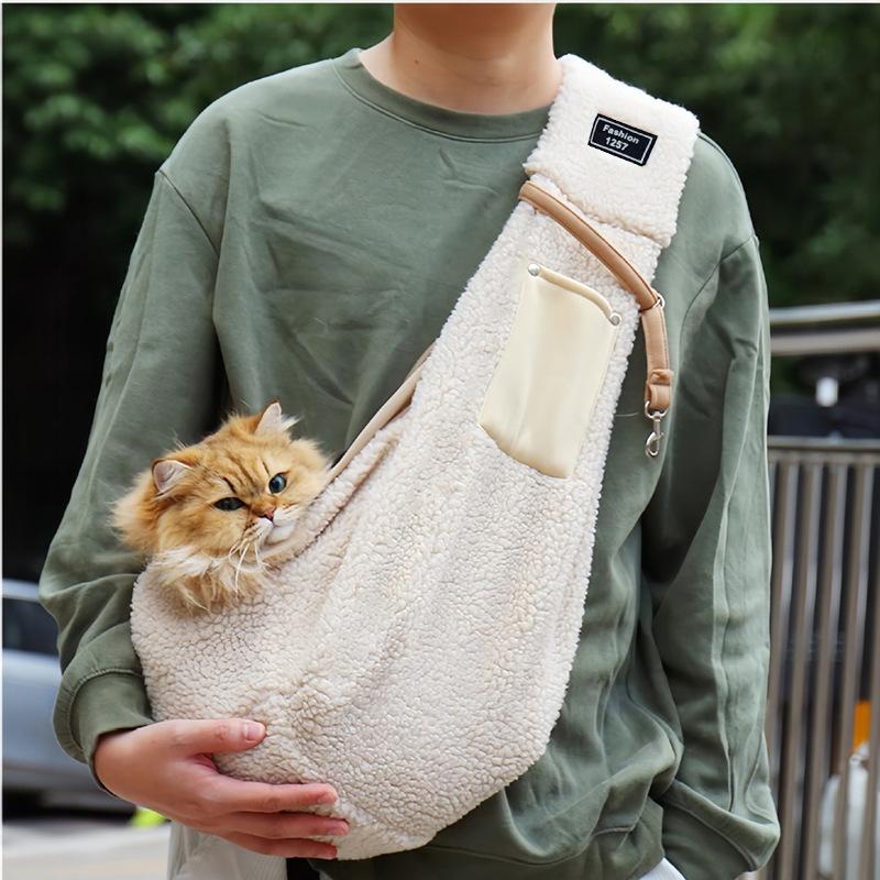 Pet Outgoing Bag Cat Bag Outgoing Portable Chest Strap Winter Warm Lamb Velvet Crossbody Bag Small Dog Bag