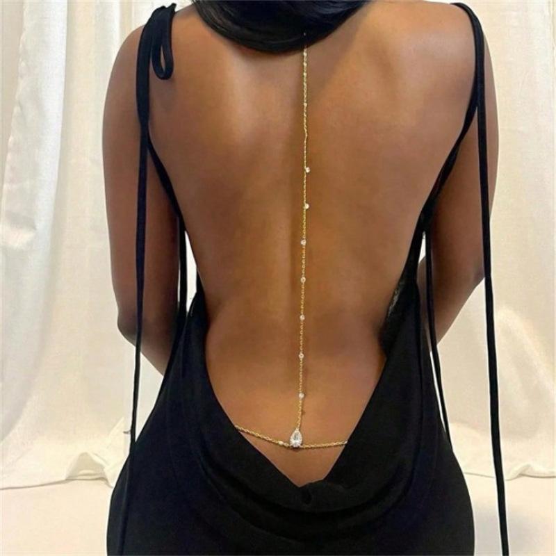 European and American Body Chain, Niche Design Backless Chain, Sexy Beach Bikini Accessory for Women, Suitable for Evening Parties