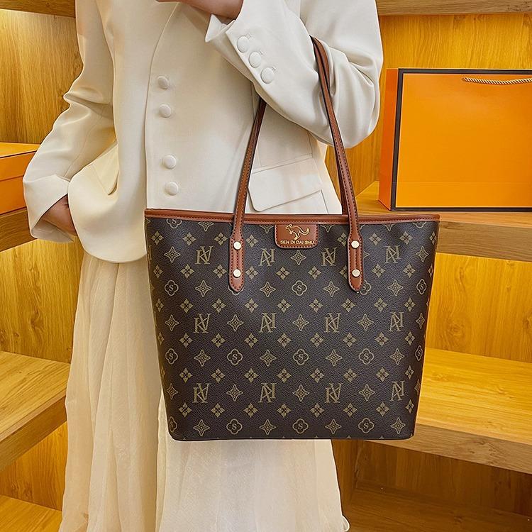 Tote Bag Autumn and Winter Women's Fashion Checkerboard Pattern 2026 New Large-Capacity Shoulder Bag Crossbody Korean Style Printed Commuter Bag
