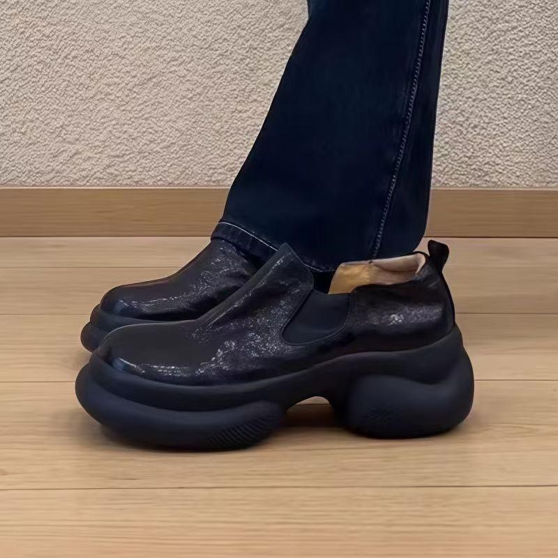 2026 New Style Thick-Soled Loafers for Women, British Style, Black Chunky Heel, Slip-On, Genuine Leather, Soft Sole, Height-Increasing Shoes
