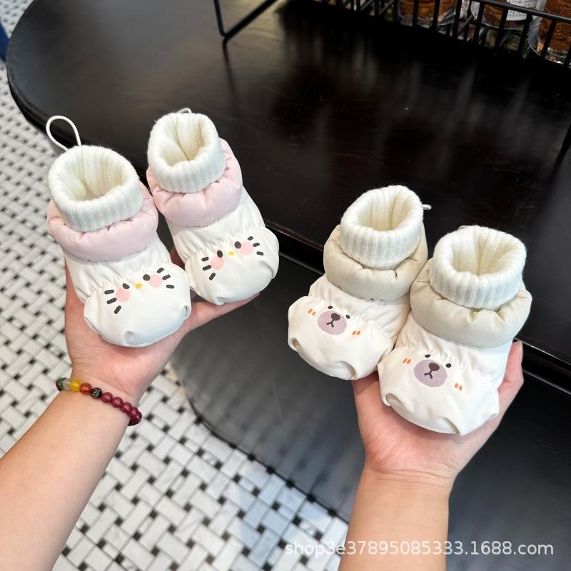 0-1 Year Old Baby Shoes Autumn and Winter Fleece-Lined Warm Baby Cotton Shoes Cute Cartoon Soft Sole Newborn Preschool Shoes