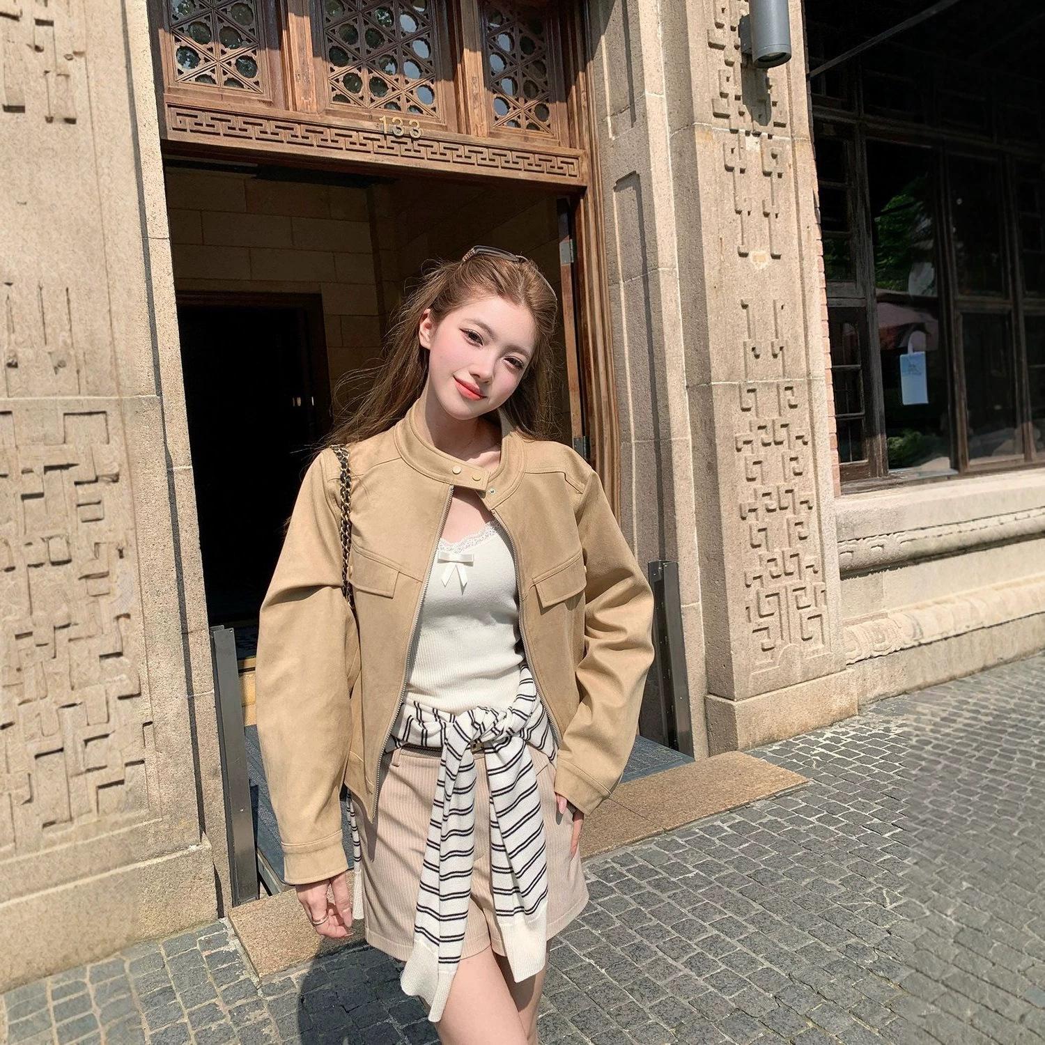 Retro round-neck faux suede jacket, 2026 new style, women's Korean-style loose-fitting, elegant, casual short top, Instagram style