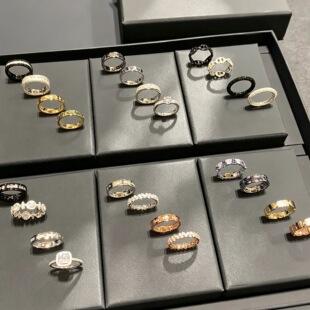 Couple's Rings with Morse Code, Snow White Pig Nose Design, Full Diamond Knight Ring, Fashionable and Unique, Cross-Border Shipping