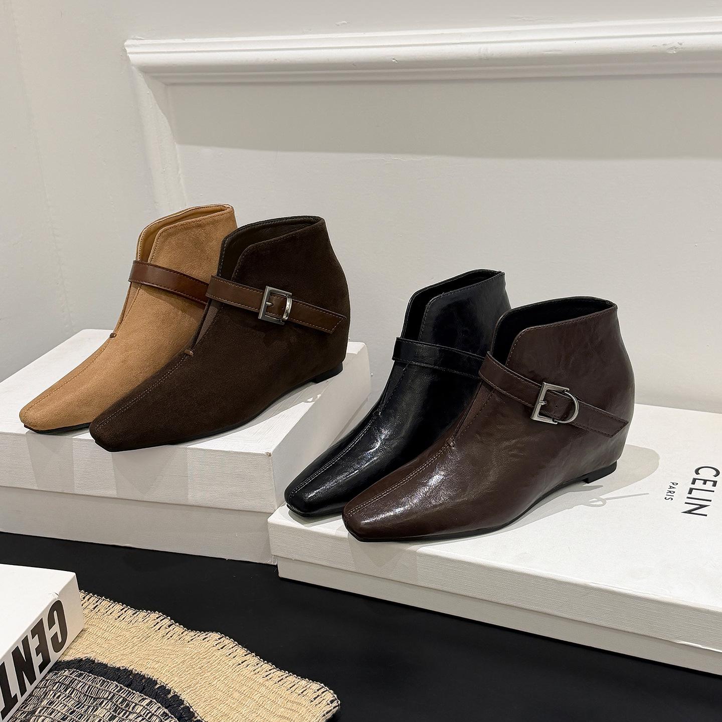 9cm Height-Increasing Retro Buckle Fashion Short Boots for Women, 2026 Autumn and Winter New British Style Versatile Slimming Commuter Ankle Boots