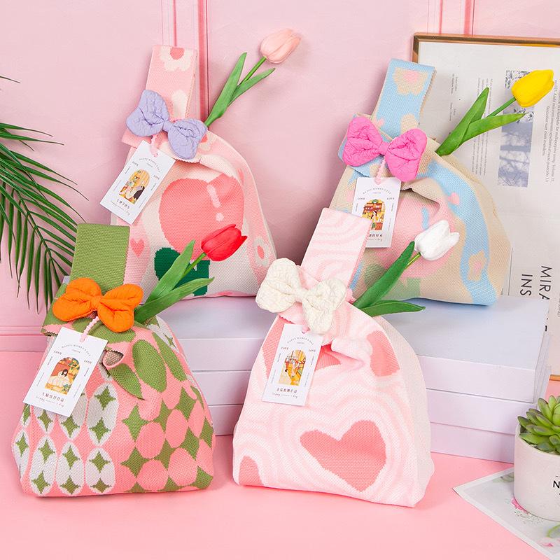 Trendy Handbags, Women's Bags, Gift Bags, Wrist-Knitted Tote Bags, Bucket Bags, Crossbody Handbags, Souvenirs