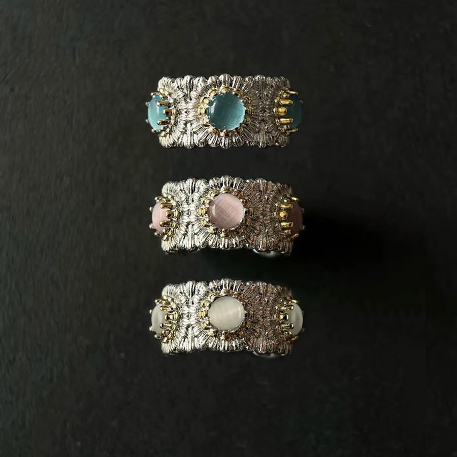 Italian Designer's Heavy-Duty Luxury Colored Gemstone Daisy Ring with Vintage Design and Brushed Flower Pattern for Women