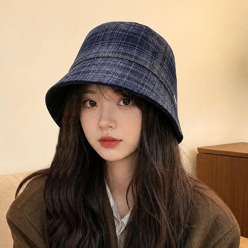 Japanese-style fashion fisherman hat for women, versatile small bucket hat for daily wear, autumn and winter warm bucket hat for large head sizes