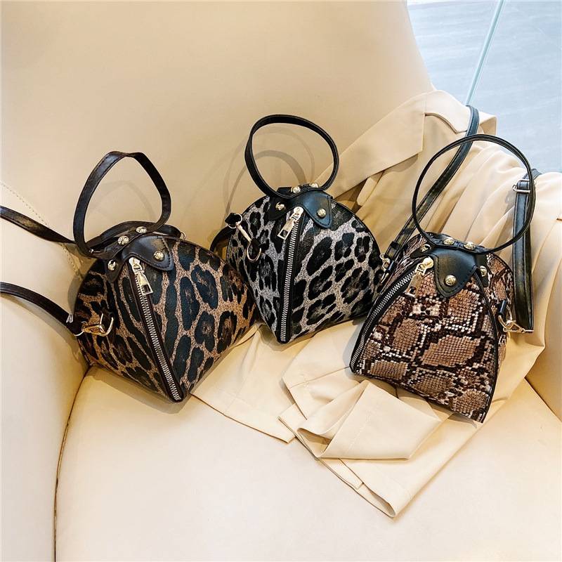 Ins Fashion Leopard Triangle Bag 2024 Korean Style New Arrival Portable Women's Bag Fashionable Women's Shoulder Crossbody Mini Bag