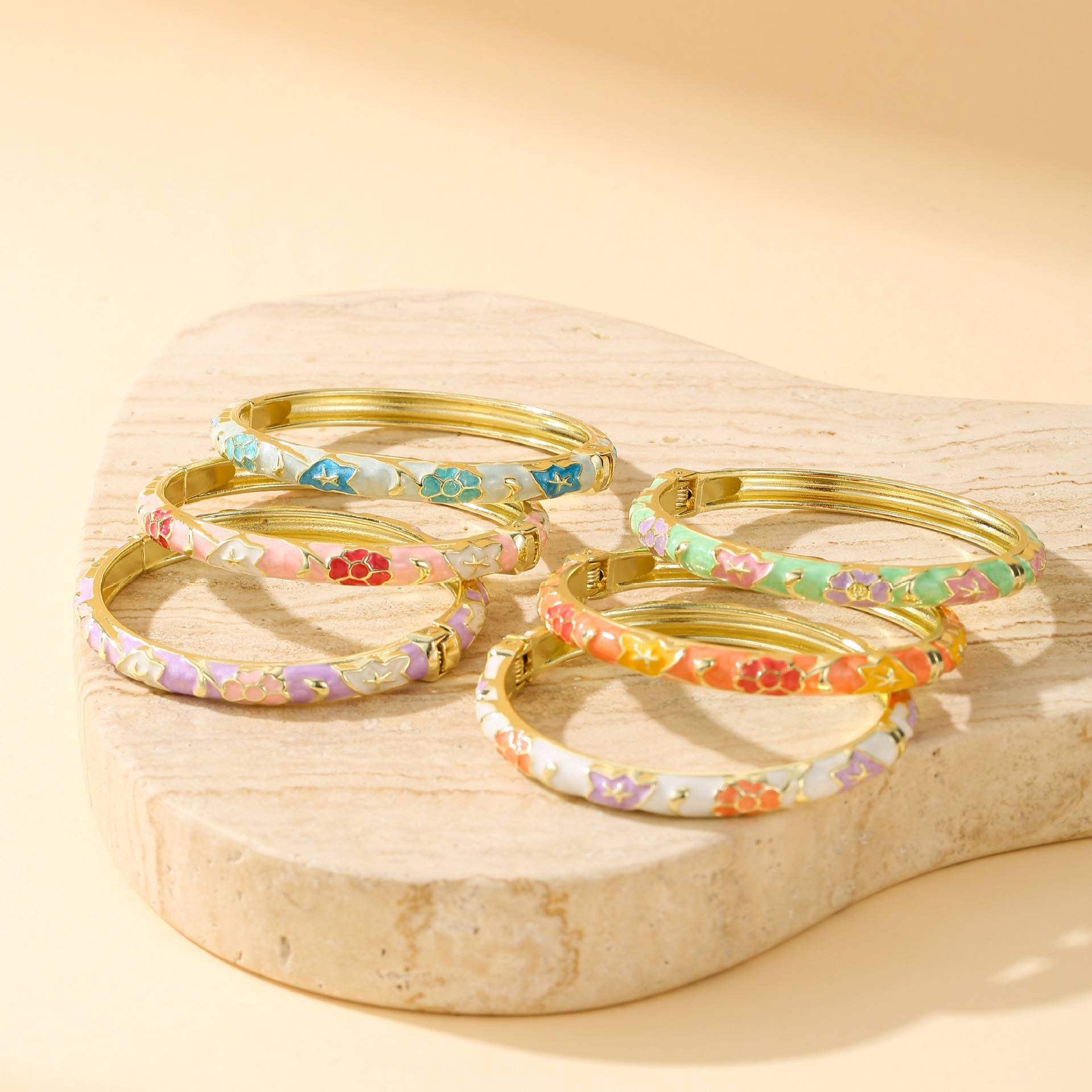 Metal Enamel Flower Bracelet for Women, New Chinese Style, Elegant National Style Bracelet, Wholesale in Stock