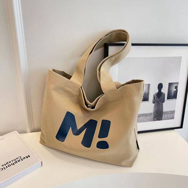 Cute College-Style Canvas Women's Bag for College Students, Casual and Versatile Shoulder Bag for Going Out, Simple Class and Tutoring Bag