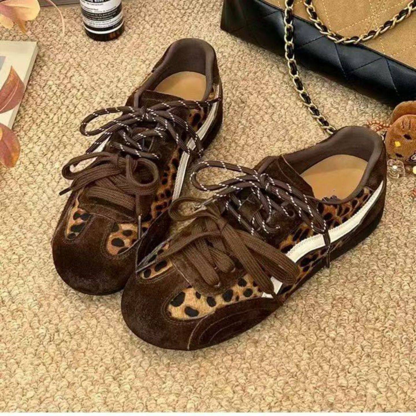 Forrest Gump Shoes Women's Soft-Soled Sports Casual Shoes 2026 Spring and Autumn Thin Leopard Print Breathable White Shoes Retro German Training Shoes for Women