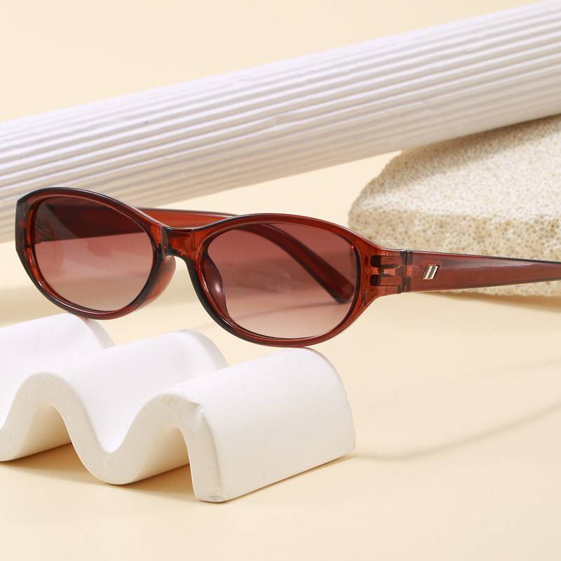 2025 European and American Cross-Border New Fashion Sunglasses for Men and Women Oval Retro Sunglasses Driver Sun Protection Visor