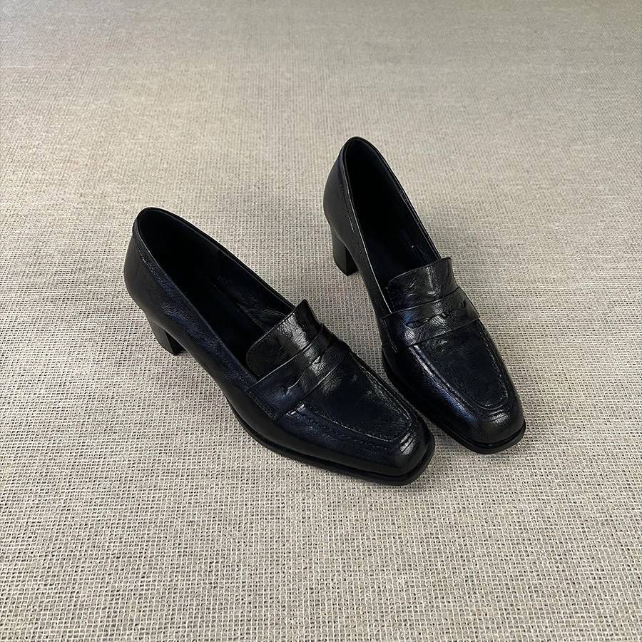 In Stock~ Versatile and Comfortable for Commuting, Retro Single Shoes, Loafers, College-Style Soft-Soled High-Heeled Elegant Leather Shoes for Women