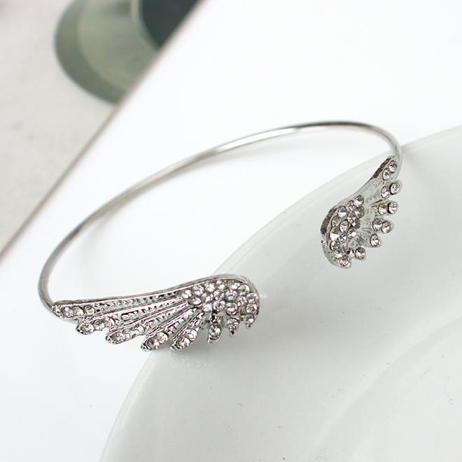 E029 hot selling jewelry angel wings diamond bracelet Wings personality alloy open flash diamond bracelet bracelet