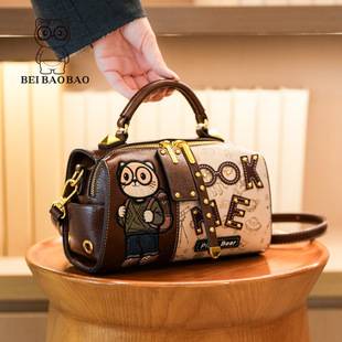 New Luxury Niche Design Pillow Bag Fashion Trendy Handbag Shoulder Crossbody Bag from Beibao Source Factory