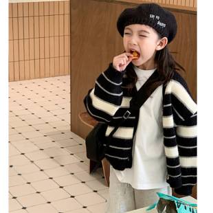 Children's sweater cardigan girls' Korean-style V-neck striped knitted coat 2023 autumn new baby girls' fashionable top