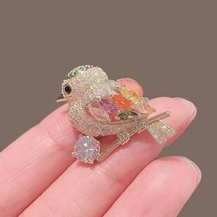 Magpie bird brooch design high-end women's anti-light high-end temperament corsage pin accessories free shipping