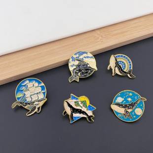 Whale Brooch, Whale Sound Has You Brooch, High-End Niche Design, Whale Metal Badge, Student Couple Brooch