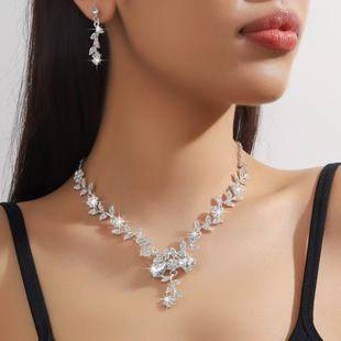 Cross-Border Wedding Banquet Bride Full Diamond Jewelry Set Women's Accessible Luxury Small Flower Diamond Necklace Earrings 2-Piece Set Water Drop