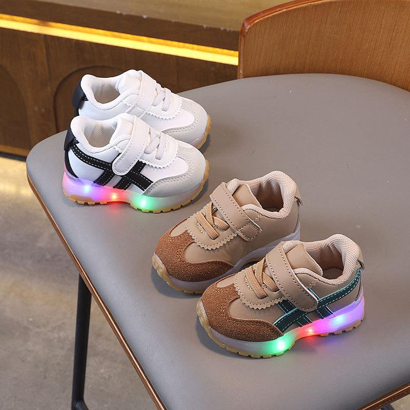 Bright lights men's baby shoes soft bottom baby toddler shoes girls non-slip board shoes sports children 0-1 year old 3 spring and autumn