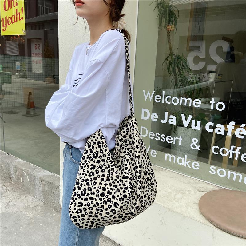 13165 Stylish Fashionable leopard print Crossbody Bag Large Capacity Shoulder Shopping Bag Fashion Canvas Bag Women's Fashionable Wholesale