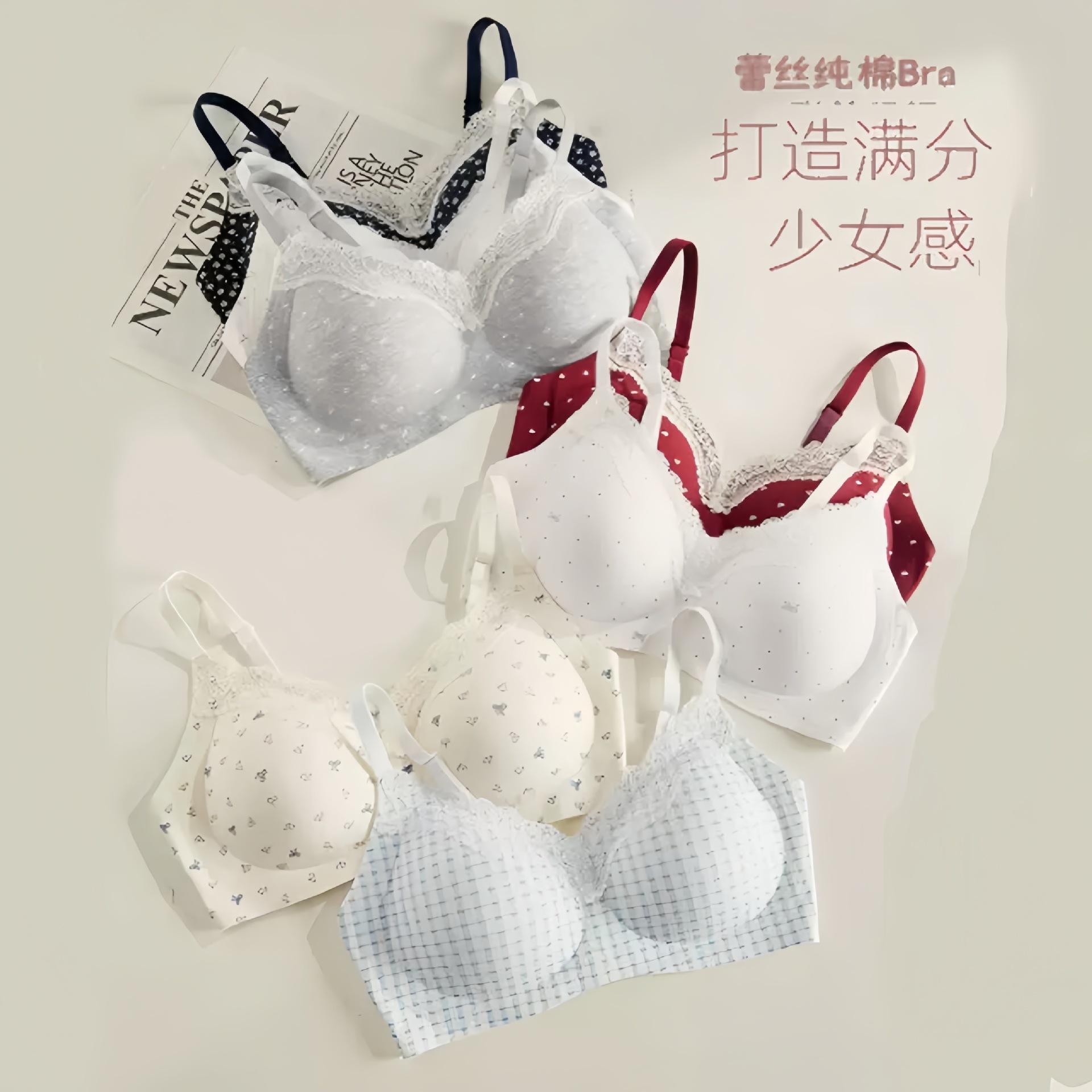 Lace Pure Cotton Underwear Set for Women with Small Busts, Sweet Floral Seamless Bra Without Underwire, Red Lingerie and Panties