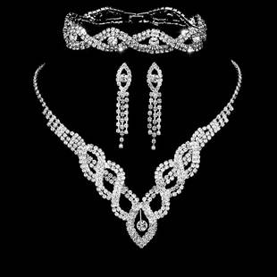 Cross-border New Jewelry European and American Style Wedding Dress Bride Hollow Full Diamond Women's Necklace Earrings Set Two-piece Set