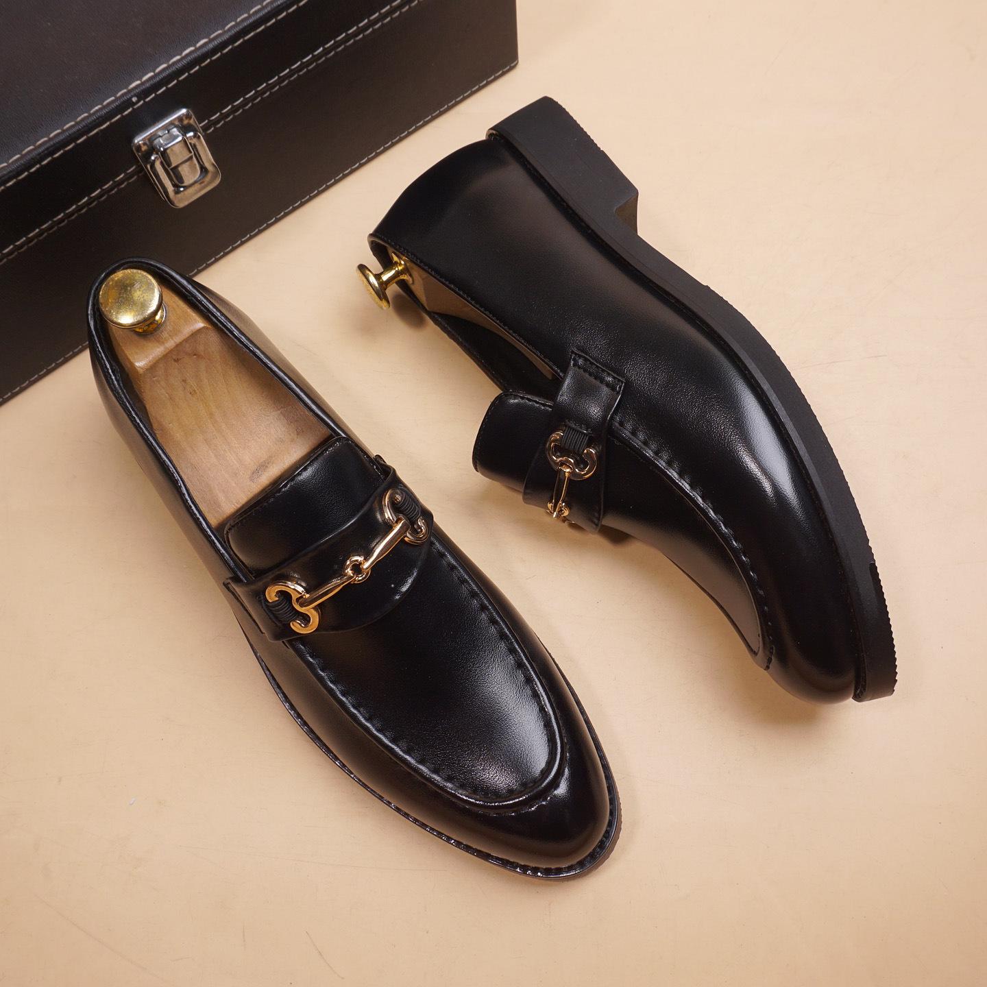 British-style men's slip-on leather shoes, business casual loafers, versatile slip-on shoes, trendy men's shoes