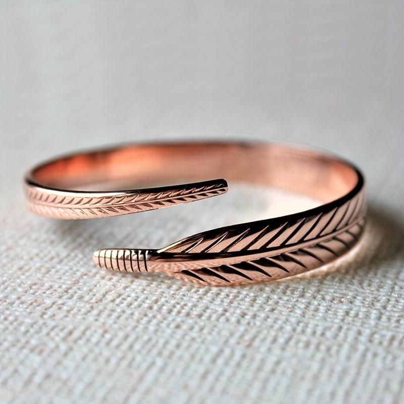 Elegant Retro Leaf Pattern Copper Bracelet European and American Style Bronze Bracelet Suitable for Daily Wear and Gifts