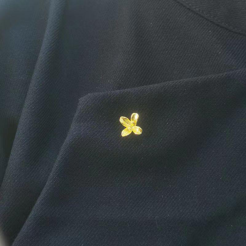 Small Osmanthus Collar Buckle Clip Gold Exquisite Flower Autumn and Winter Simple Retro Accessible Luxury New Chinoiserie Design Brooch Corsage