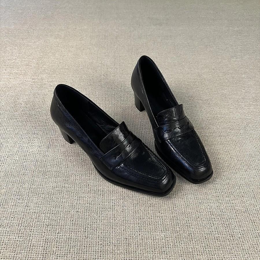 In Stock~ Versatile and Comfortable for Commuting, Retro Single Shoes, Loafers, College-Style Soft-Soled High-Heeled Elegant Leather Shoes for Women
