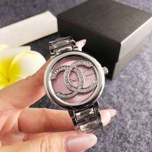 Luxury diamond-encrusted women's watch with round hollow dial, casual quartz watch, pink, compact and stylish girls' watch