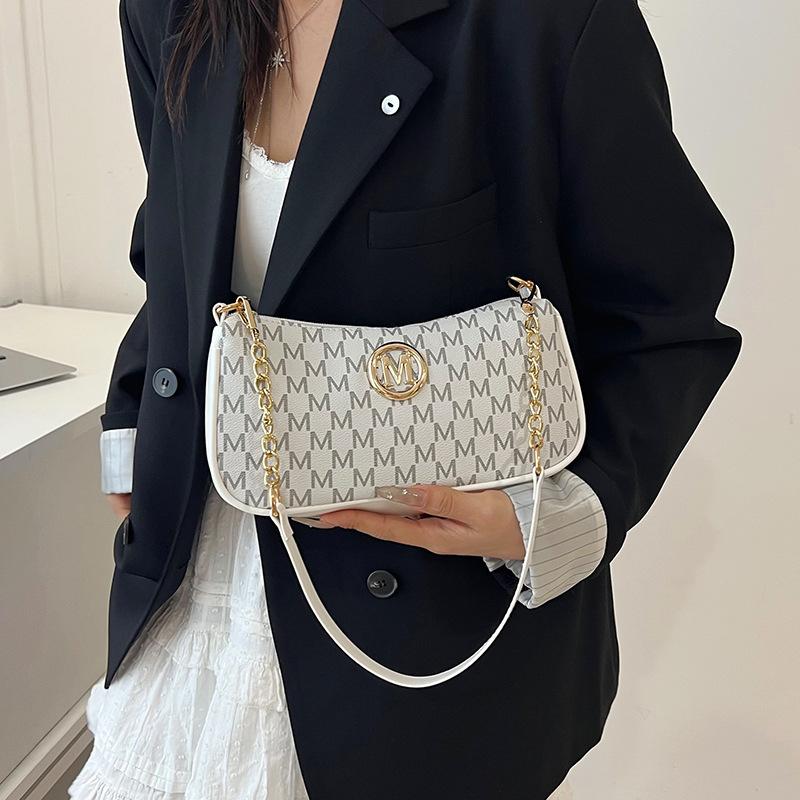 This Year's Fashionable 2025 New Niche Armpit Bag, Stylish and Personalized Shoulder Bag, Letter Printed Cross-Body Bag, Crescent Bag